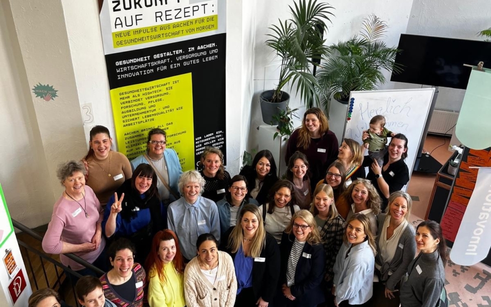 Teilnehmende des Programms „Existenzgründung“ beim ersten GründerINspire-Stammtisch